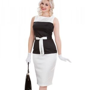 LADY LUCK BLACK & WHITE